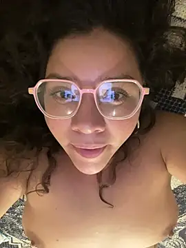 Vivi_Kvsh Live XXX-Chat