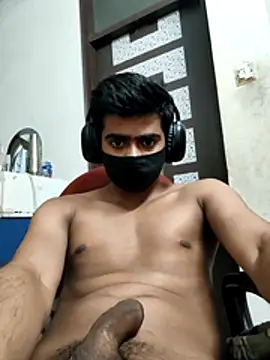 12ashujii webkamerás műsora