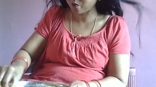 Pooja-suman Chat XXX live