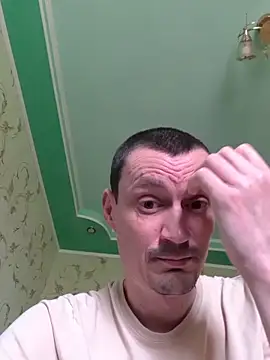 Show modela -A-L-E-X- na web-kameri