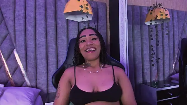 SkylerBloomm 라이브 XXX 채팅