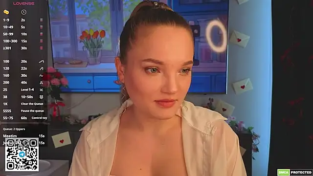 Chat +18 de JulieLupo ao vivo