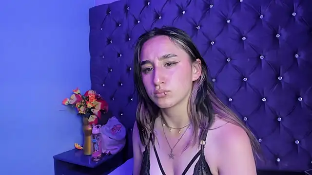 CharlotteStuart élő XXX-chatje