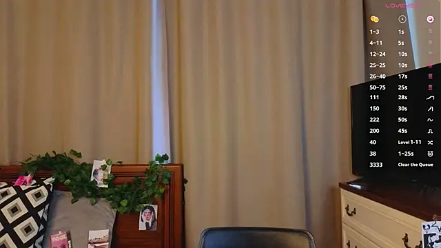 GushyClowningのライブXXXチャット