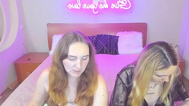 MagicEyessのライブXXXチャット