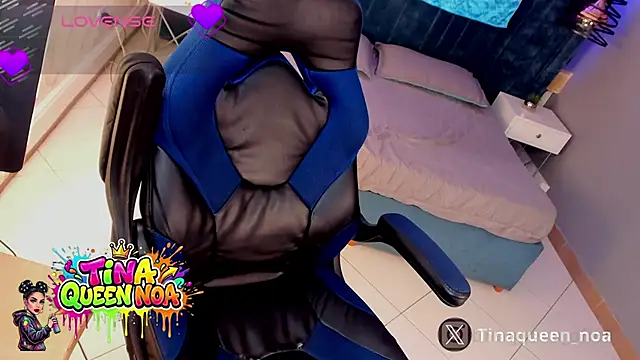 tinaqueen_noa Show in webcam