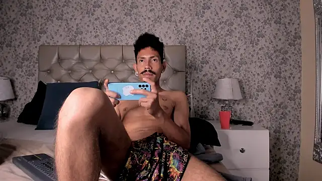 NoaahTylor Webcam Show