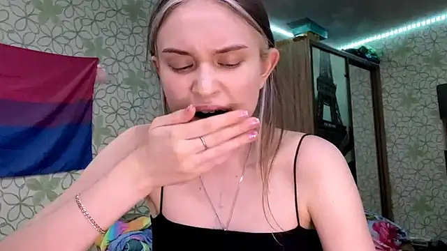 Alyssa_Thornwod – webcam-show