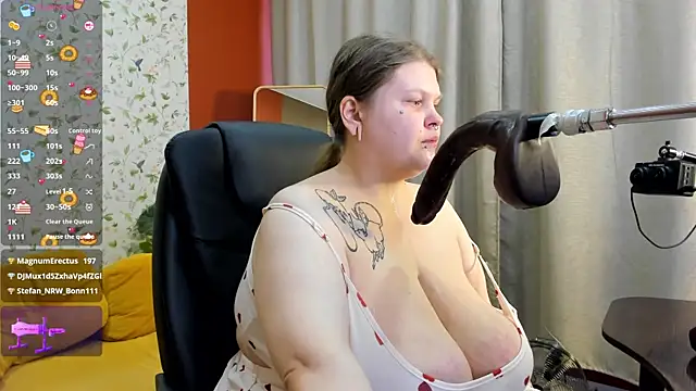 AuroraDemoni Chat XXX live