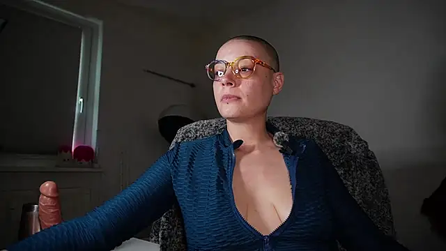 SweetSugarhontas Chat XXX live