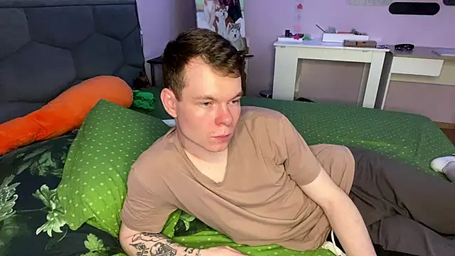 Онлайн чат XXX julielourens