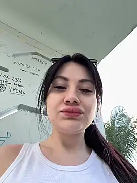 Wet__Bunny Chat XXX live