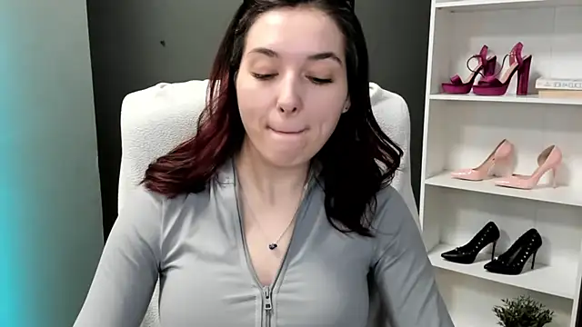 Chat +18 de Meagn_Extasy ao vivo