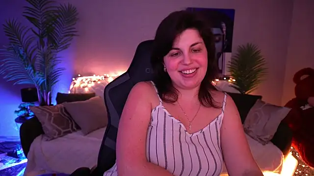 MirandaWong's Live XXX Chat