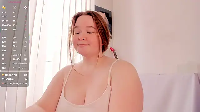 DebbieWoood Chat XXX live