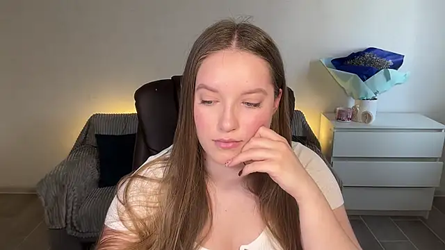 Онлайн чат XXX EvaMaddison