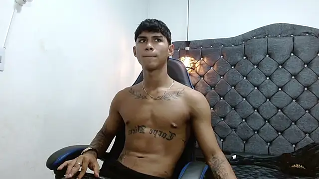 luka_big18 élő XXX-chatje