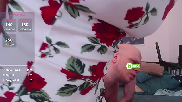 Sonya-VladのライブXXXチャット