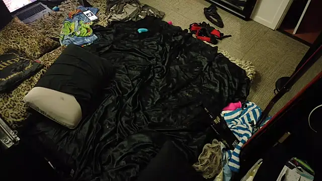 AQuickPhyx Live XXX-Chat