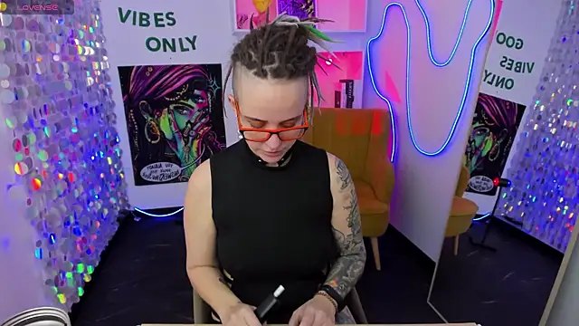 LisaFoxy_yn Live XXX chat