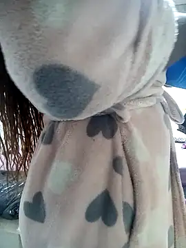 sluttylaura21 Live XXX-Chat