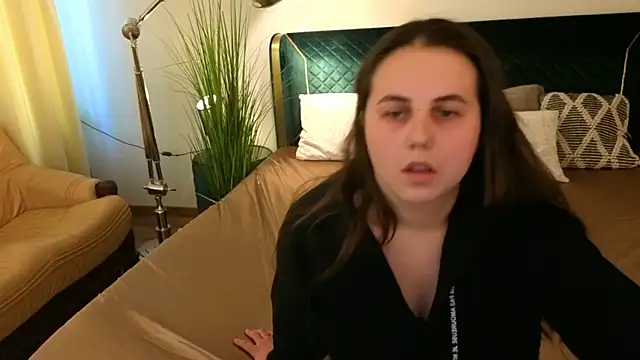 Chat XXX ao vivo de MikaFoxy