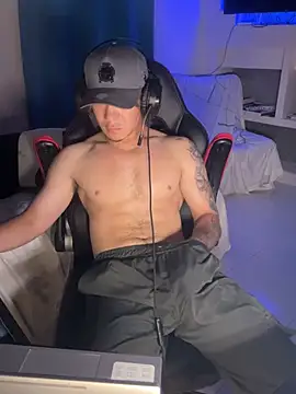 دردشة AngelLatinBoy الجنسية المباشرة