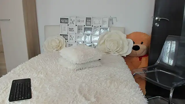 sweetemy4u Chat XXX live