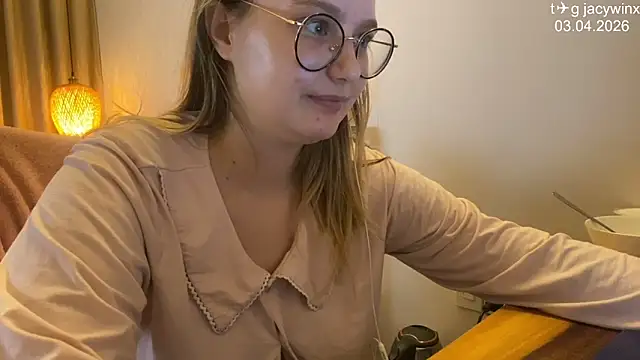 Chatroom XXX en direct de JacyWinslat