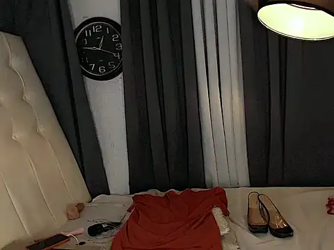 Foxxy_Barbie Show Webcam