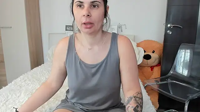 sweetemy4u – Naživo XXX chat