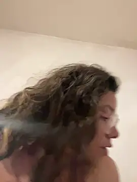 XXX chat uživo modela Vivi_Kvsh