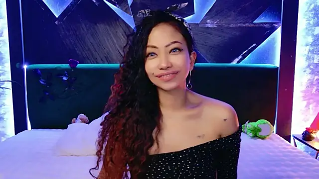 ElyaQuinn Live XXX-Chat