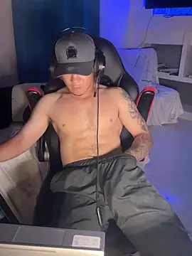 AngelLatinBoy Webcam Show