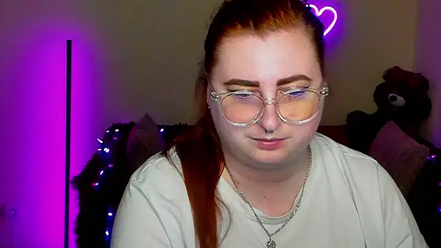 Alicia_love00: онлайн-секс-чат