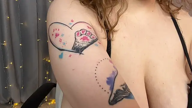 riierra's Live XXX Chat