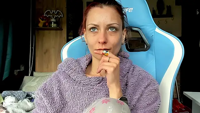 karo123421's Live XXX Chat