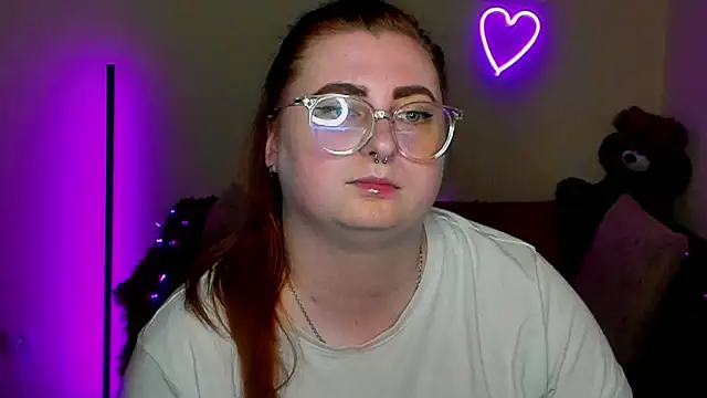 Alicia_love00: онлайн-секс-чат