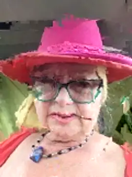 Hot-Muci Live XXX-chat