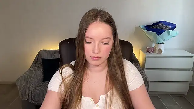 EvaMaddison: онлайн-секс-чат