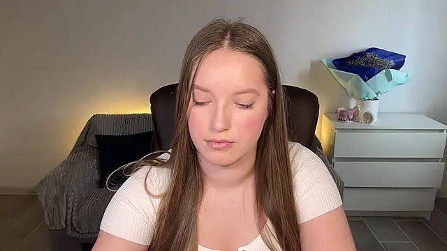 EvaMaddison Adlı Modelin Canlı XXX Sohbeti