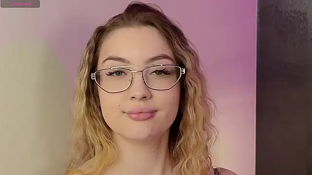 BustyTease Adlı Modelin Canlı XXX Sohbeti