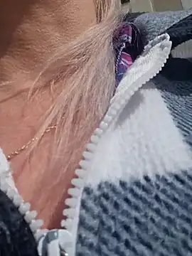 LadyTouch Chat XXX live