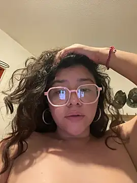 Vivi_Kvsh's Live XXX Chat