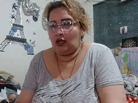 Perla1981--のライブXXXチャット