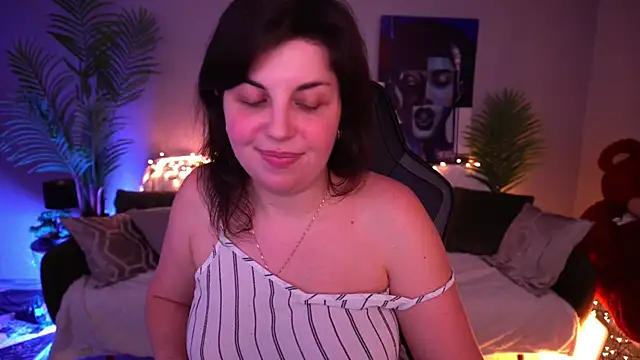 MirandaWong élő XXX-chatje