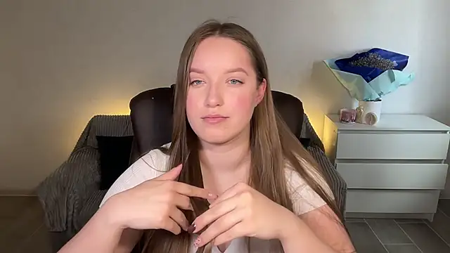 EvaMaddison élő XXX-chatje