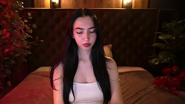 WildKittenX_'s Live XXX Chat