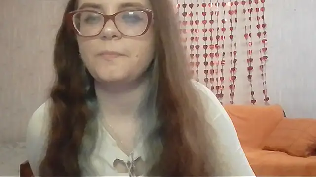 Miyabeee Adlı Modelin Canlı XXX Sohbeti