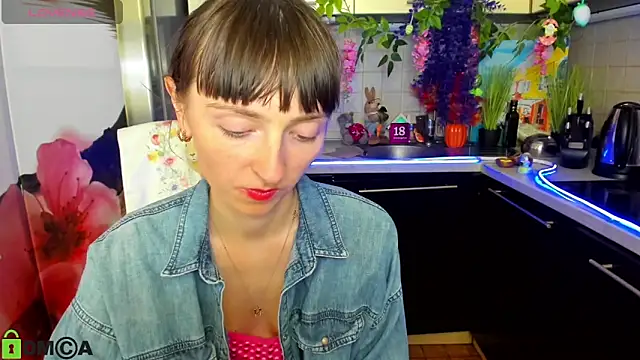 แชท XXX สดของ TayanaJons